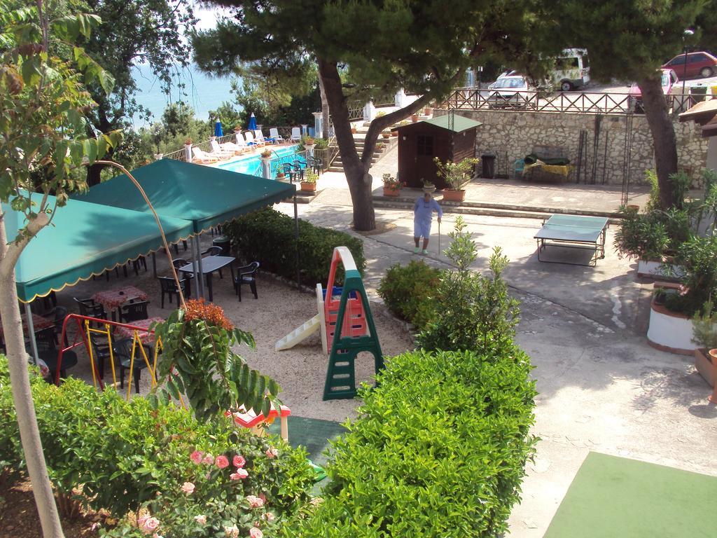 Hotel Piccolo Paradiso Di Rodi Garganico Extérieur photo