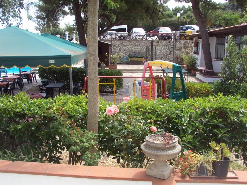 Hotel Piccolo Paradiso Di Rodi Garganico Extérieur photo