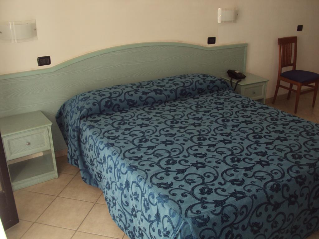 Hotel Piccolo Paradiso Di Rodi Garganico Extérieur photo