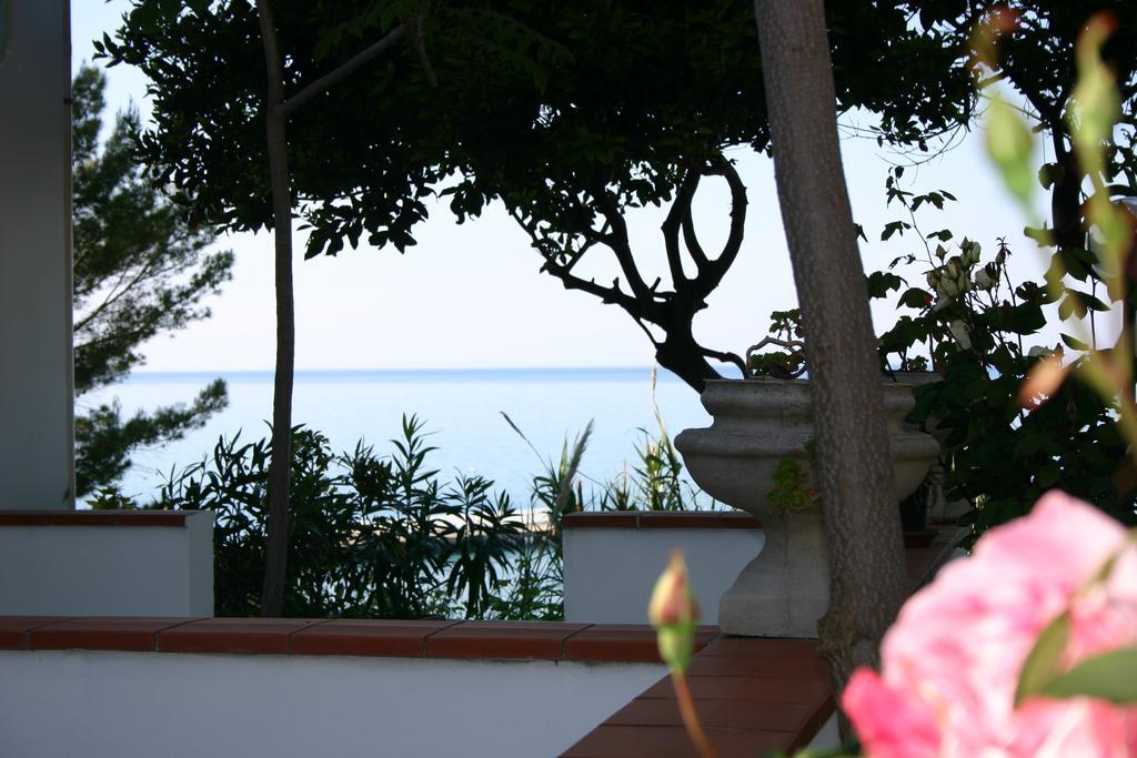 Hotel Piccolo Paradiso Di Rodi Garganico Extérieur photo